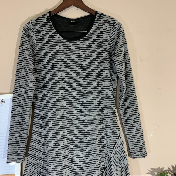 Nor Denmark Womens Gray Black Dress Asymmetrical Long Sleeves Distressed Size 2 - Picture 3 of 9